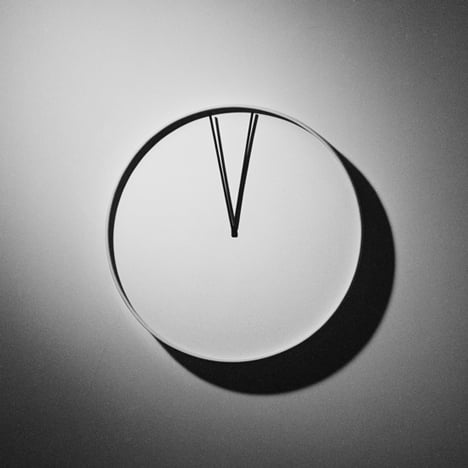 Uji wall clock moves its hands in time with your heartbeat