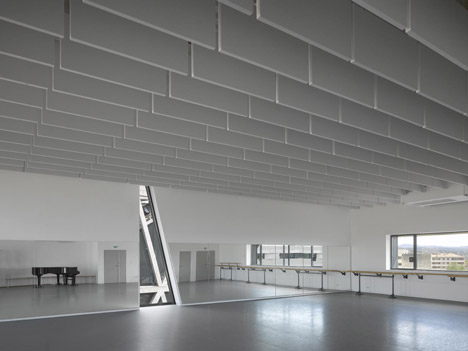 Aix-en-Provence-Conservatory-of-Music-by-Kengo-Kuma_dezeen_468_100