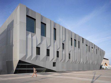 Aix en Provence Conservatory of Music by Kengo Kuma