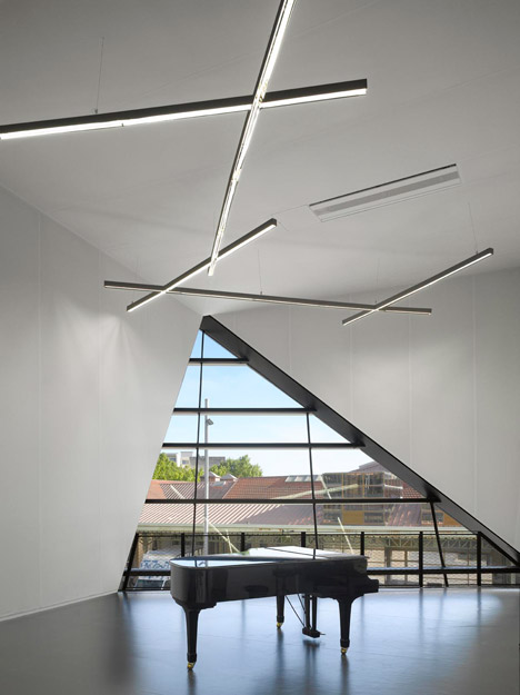 Aix en Provence Conservatory of Music by Kengo Kuma