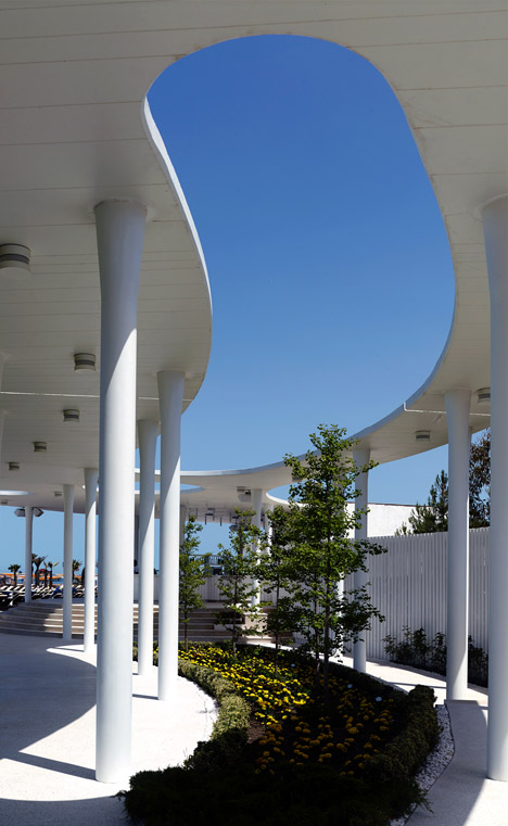 Amburan Beach Club by Erginoğlu & Çalışlar