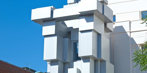 Antony Gormley creates hotel room inside giant man sculpture