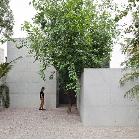 Atelier Aberto by AR Arquitetos is a São Paulo studio with a light-filled atrium
