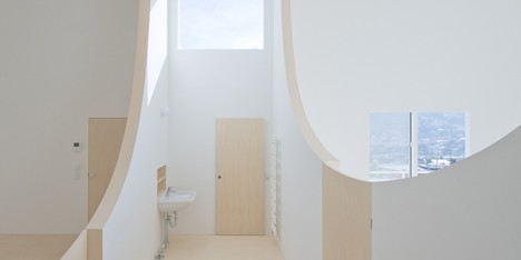 Brothers-House-by-Hiroshi-Kuno