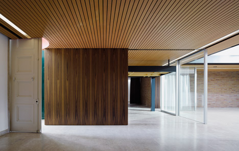 Bungalow-Germania-Venice-Biennale-by-Alex-Lehnerer-and-Savva-Ciriacidis