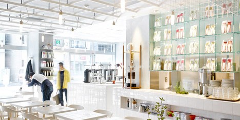 Coutume-cafe-Aoyama-in-Tokyo-Japan-by-CUT-Architectures