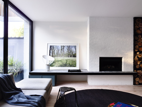 Fairbairn House in Melbourne by Inglis Architects