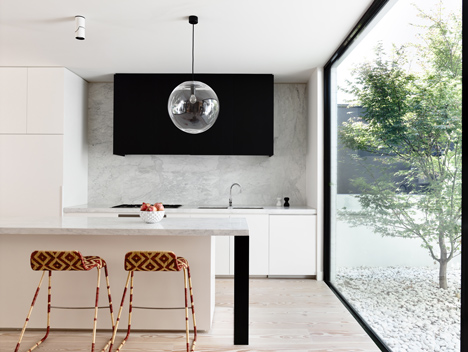 Fairbairn House in Melbourne by Inglis Architects