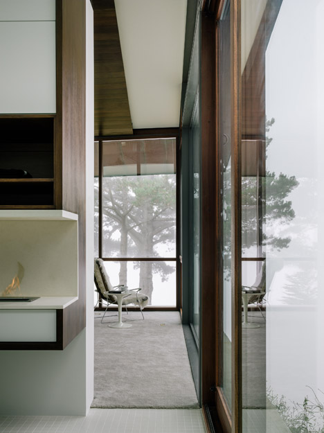 Fall House by Fougeron Architecture