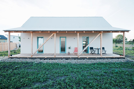 Family house in Slovakia by JRKVC