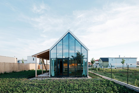 Family house in Slovakia by JRKVC