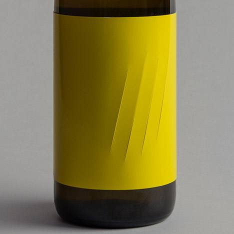 Feroz wine label by Franziska Studio
