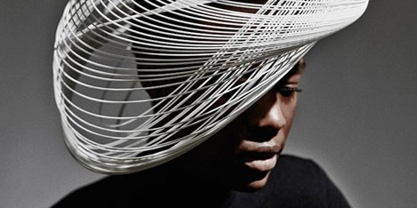 Gabriela Ligenza launches 3D printed hats for Ascot