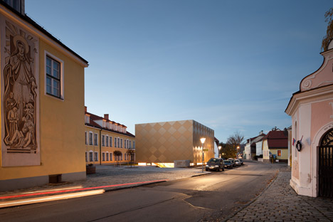 Goldstuck-Musikverein-by-Franz-Architekten