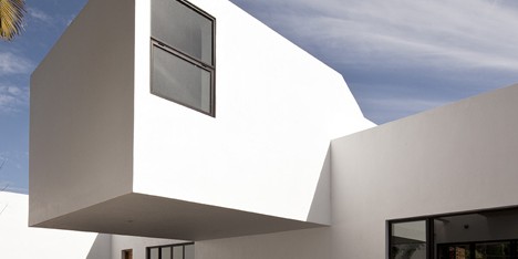 House by ATELIER ARS° in Mexico