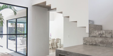 House-in-Cancun-Mexico-by-Warm-Architects
