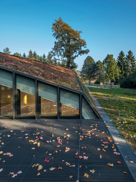 KCEV House by Petr Hajek Architekti