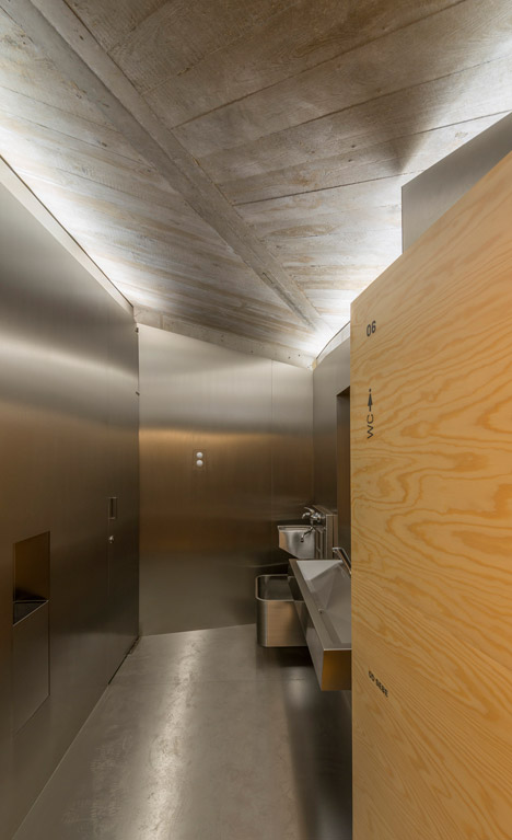 KCEV House by Petr Hajek Architekti