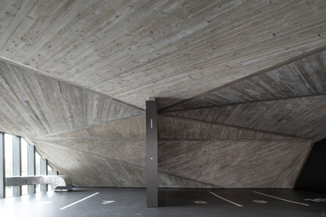 KCEV House by Petr Hajek Architekti