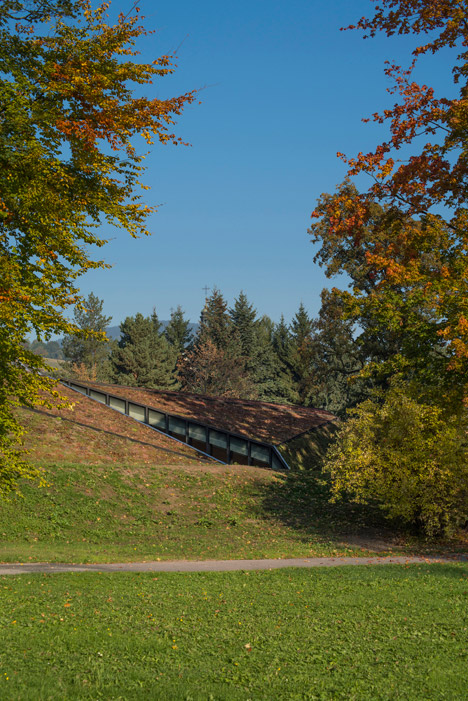 KCEV House by Petr Hajek Architekti