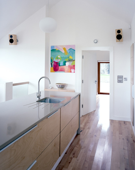 Loughloughan Barn by McGarry Moon Architects Ltd_dezeen_8