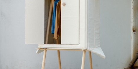 Pop-up Linen wardrobe by Renate Nederpel