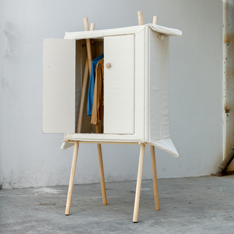 Pop-up Linen wardrobe by Renate Nederpel