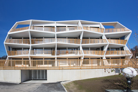 Ragnitzstrasse 36 apartment block by Love Architecture and Urbanism