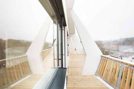 Ragnitzstrasse 36 apartment block by Love Architecture and Urbanism