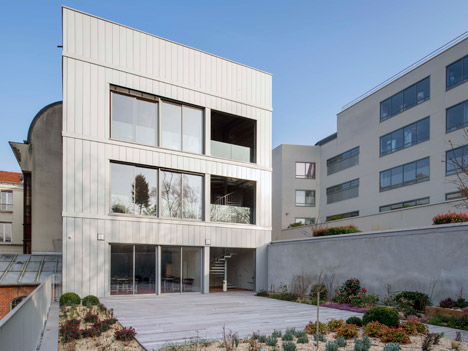 Refurbishment and extension of the City Hall of Pre Saint-Gervais by Zoomfactor Architectes