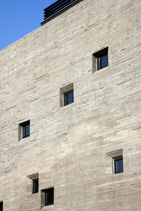 Sinjinmal Building by Studio_GAON