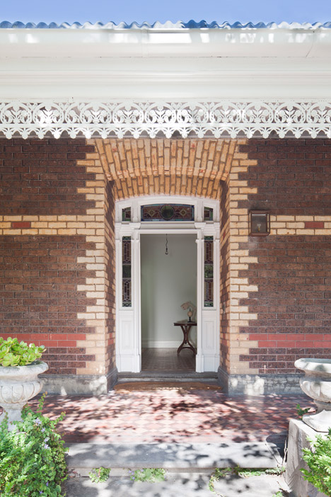 St Kilda East House by Clare Cousins Architects