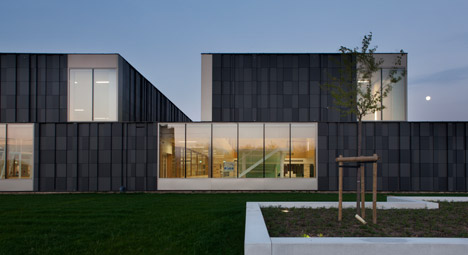 Swimming pool complex Maastricht by Slangen + Koenis Architecten