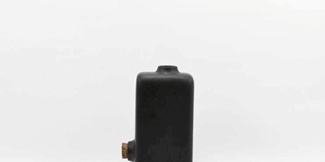 Vase Renverse by Paul Menand