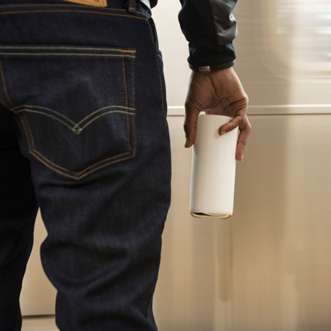 Vessyl-cup-by-Yves-Behar_dezeen_1sq1