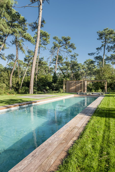 Villa Chiberta by Atelier Delphine Carrère