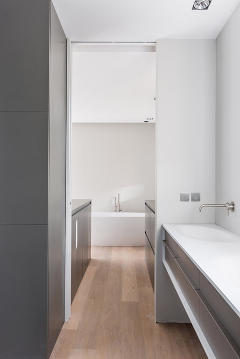 Villa Chiberta by Atelier Delphine Carrère