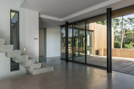 Villa Chiberta by Atelier Delphine Carrère