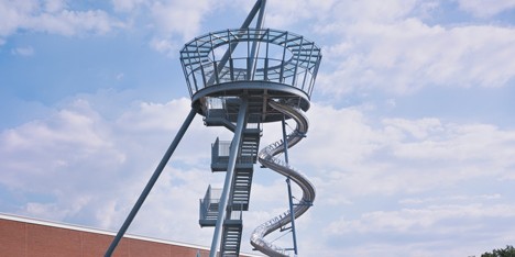 Carsten Höller builds a tower with a slide at the Vitra campus