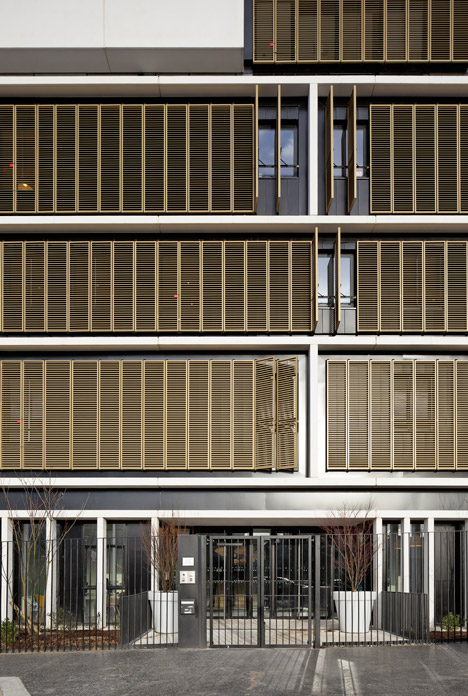 Welfare center for children and teenagers in Paris by Hessamfar and Verons