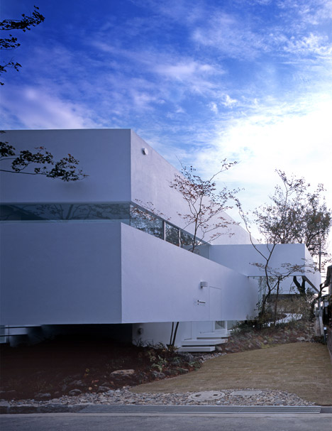 Atelier-bisque doll by UID Architects