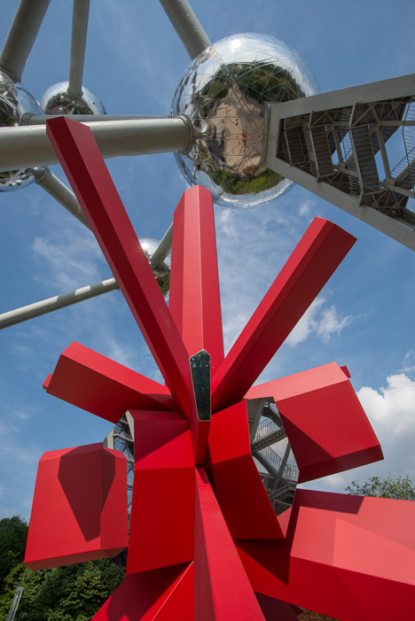 Atomium by Arik Levy