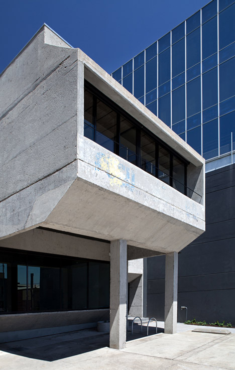 Blackwood Street Bunker by Clare Cousins Architects