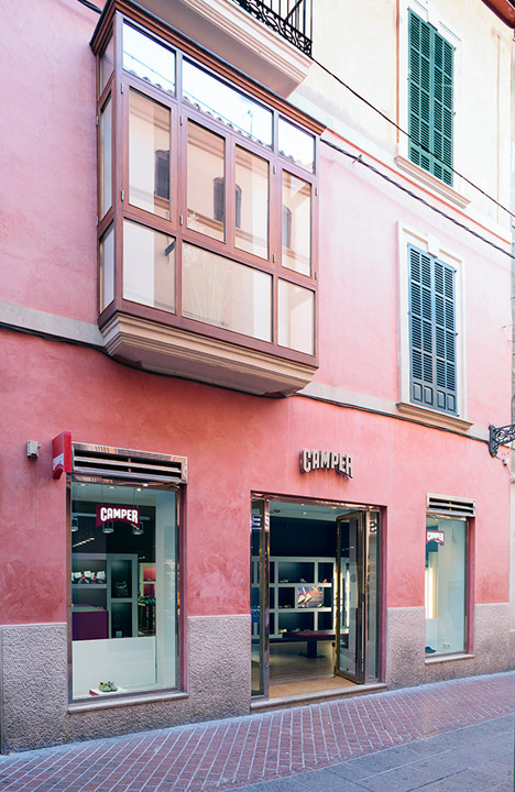 Camper store Palma de Mallorca by Fernando Amat