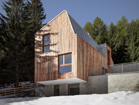 Casa FM by Enrico Scaramellini Architetto