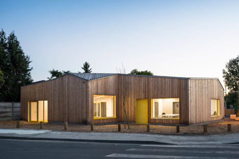 Community centre Sardine by Gayet-Roger Architects