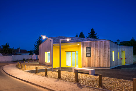 Community centre Sardine by Gayet-Roger Architects