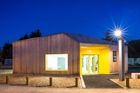 Community centre Sardine by Gayet-Roger Architects