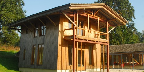 The architecture of Simón Vélez pioneers “new ways of using giant bamboo”