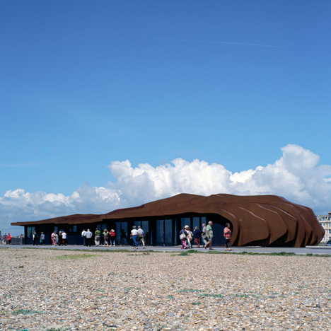 East Beach Cafe by Thomas Heatherwick